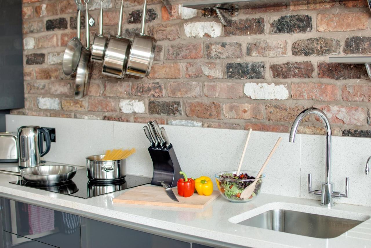 ליברפול Base Serviced Apartments - Sir Thomas Street מראה חיצוני תמונה